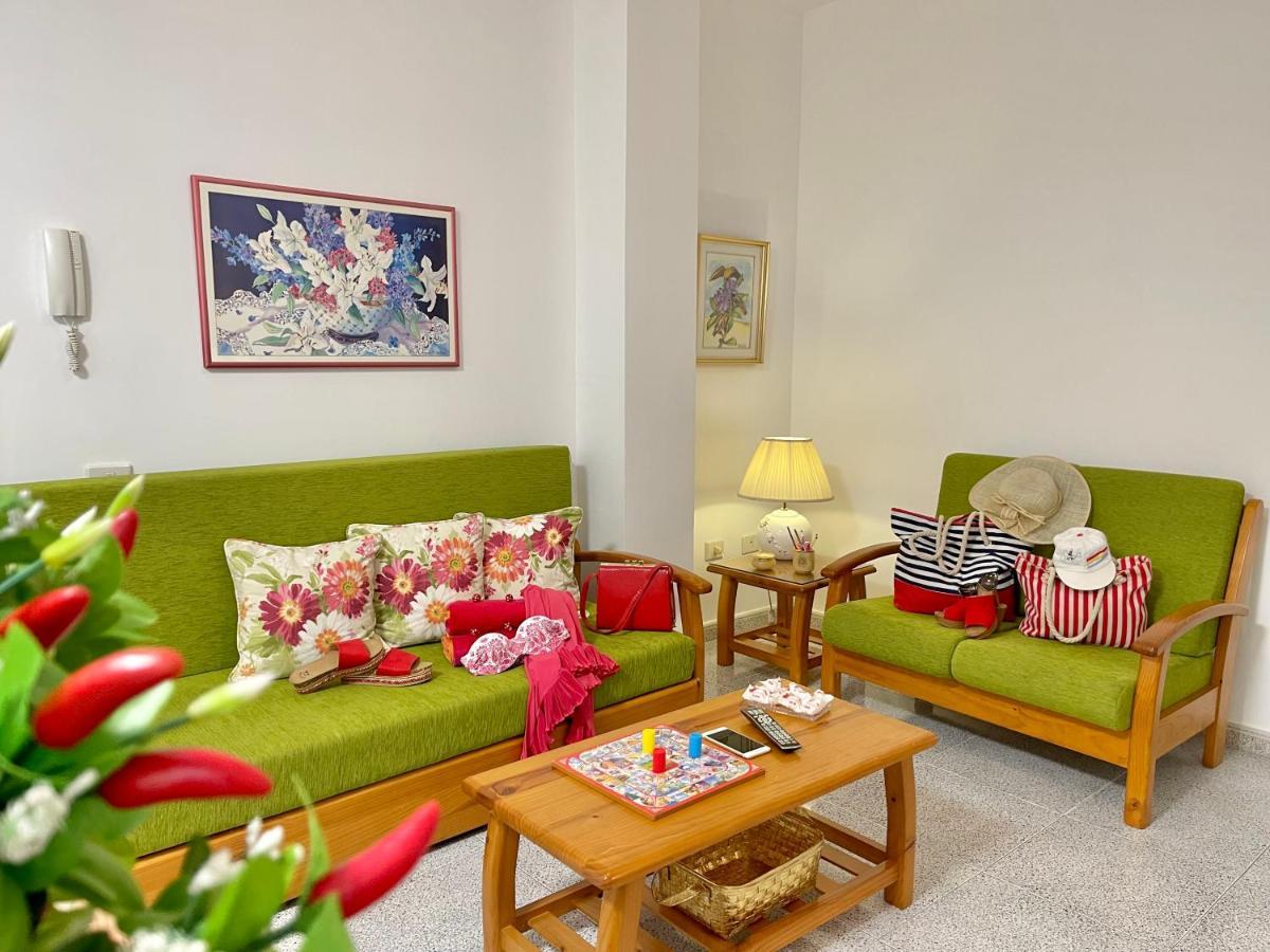 Emycanarias Holiday Homes Vecindario Extérieur photo