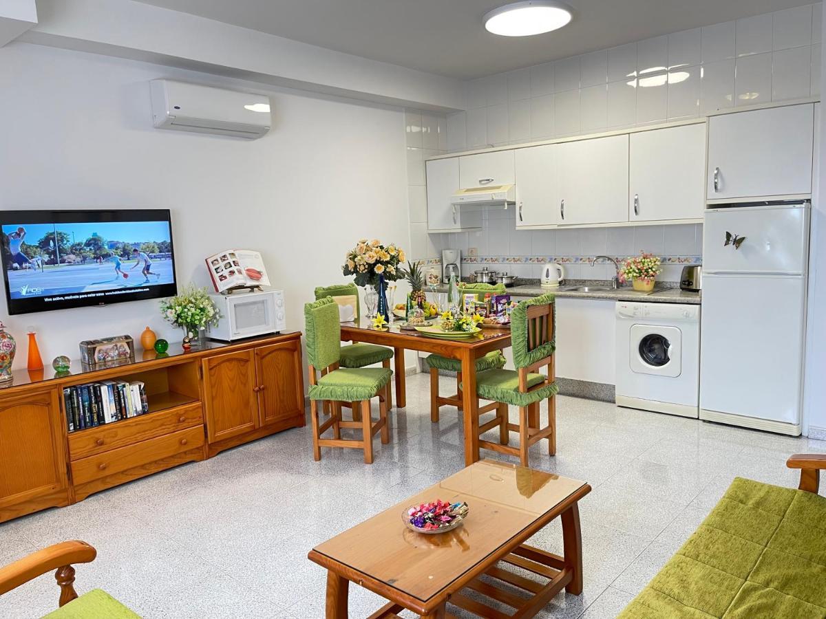 Emycanarias Holiday Homes Vecindario Extérieur photo