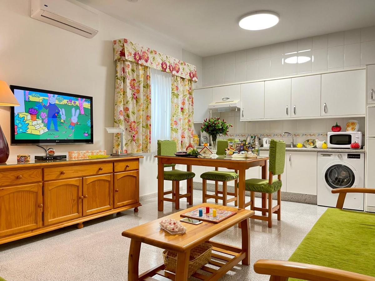 Emycanarias Holiday Homes Vecindario Extérieur photo