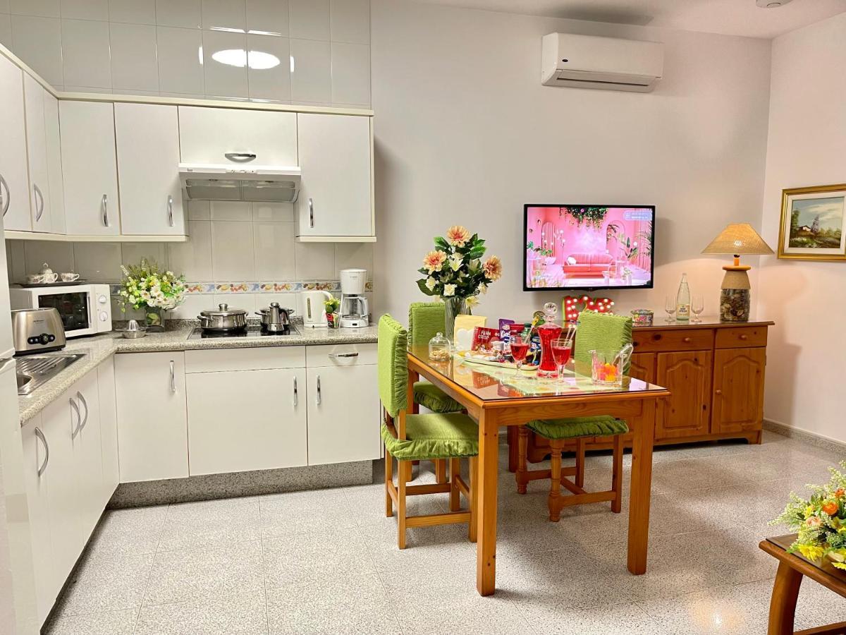 Emycanarias Holiday Homes Vecindario Extérieur photo
