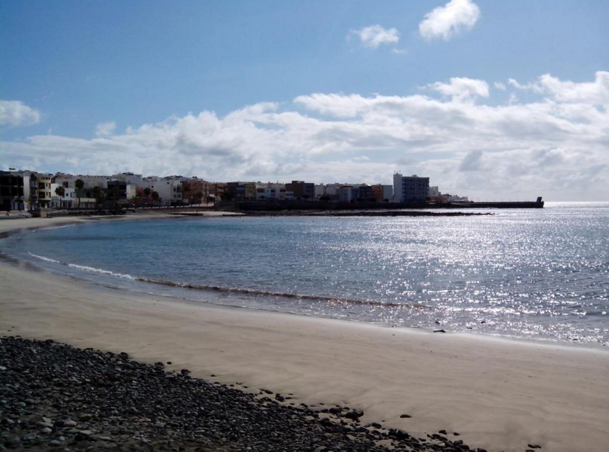 Emycanarias Holiday Homes Vecindario Extérieur photo